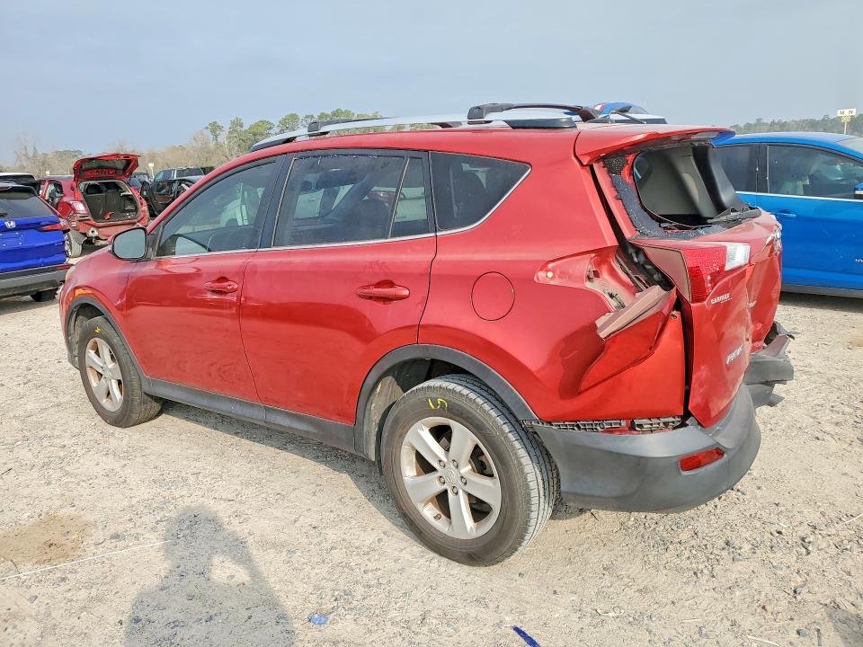 Photo 2 from auction – 2014 TOYOTA RAV4 with VIN JTMWFREV7EJ007353