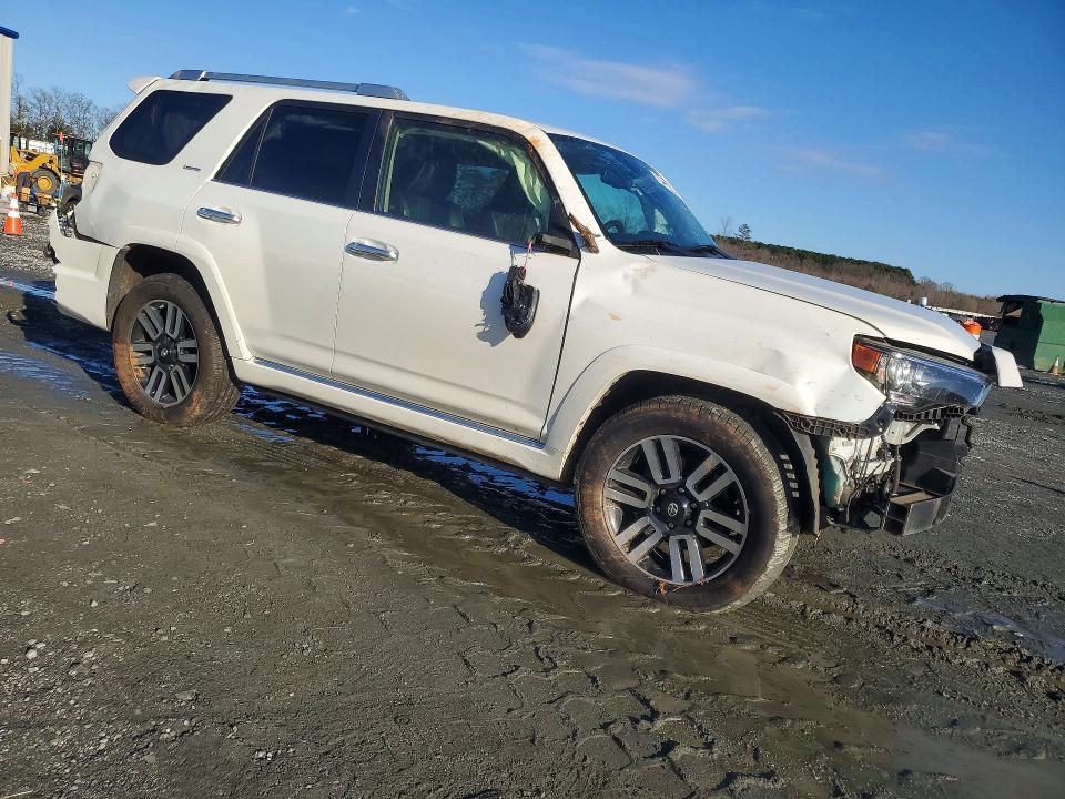 Photo 4 from auction – 2016 TOYOTA 4RUNNER SR with VIN JTEBU5JR5G5295970