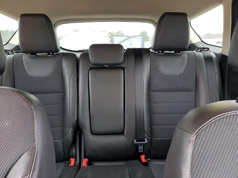 Photo 10 from auction – 2016 FORD ESCAPE with VIN 1FMCU0G9XGUB07321