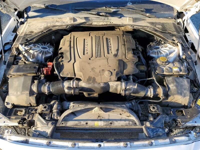 Photo 11 from auction – 2016 JAGUAR XF with VIN SAJBD4BVXGCY20495