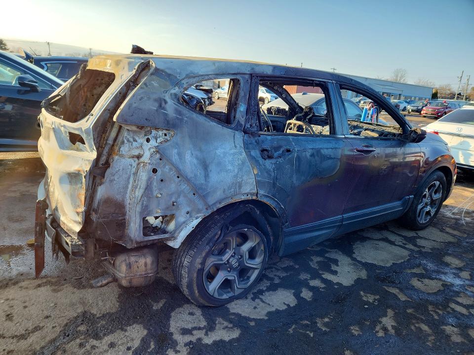 Photo 3 from auction – 2019 HONDA CR-V with VIN 7FARW1H81KE011667
