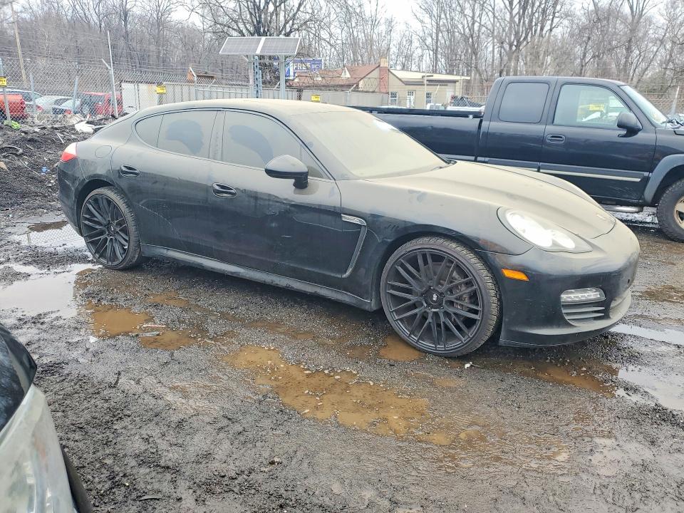 Photo 4 from auction – 2011 PORSCHE PANAMERA 2 with VIN WP0AA2A77BL010602