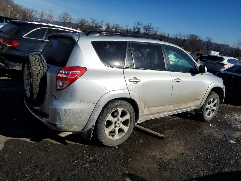 Photo 3 from auction – 2011 TOYOTA RAV4 LIMIT with VIN 2T3DK4DV4BW061066