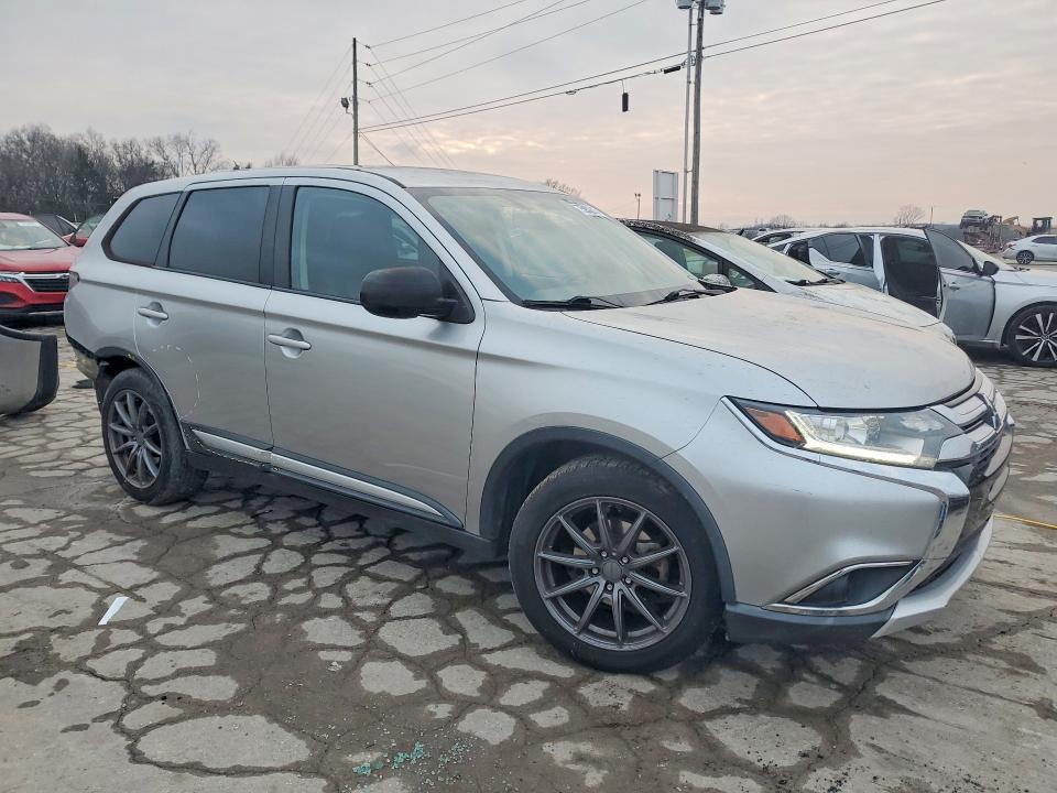 Photo 4 from auction – 2018 MITSUBISHI OUTLANDER with VIN JA4AD2A31JZ060504
