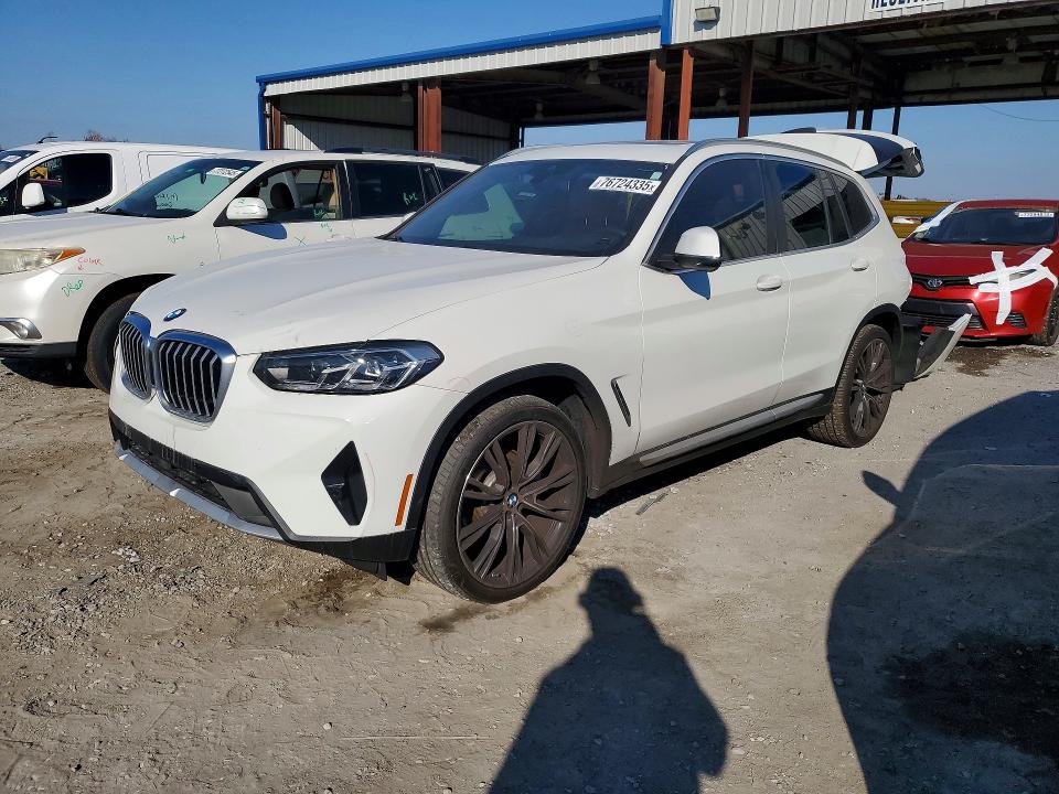 BMW X3 2024 with VIN 5UX43DP04R9W69188 - Photo from auction