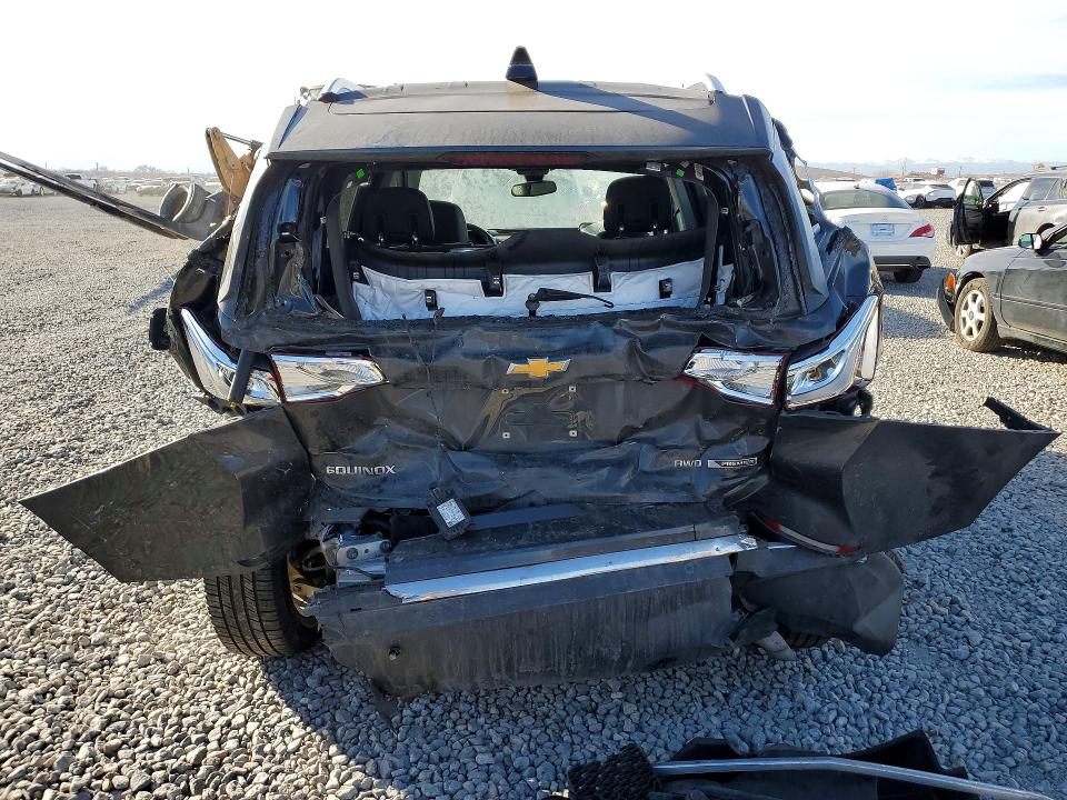 Photo 6 from auction – 2018 CHEVROLET EQUINOX with VIN 2GNAXVEV7J6186587