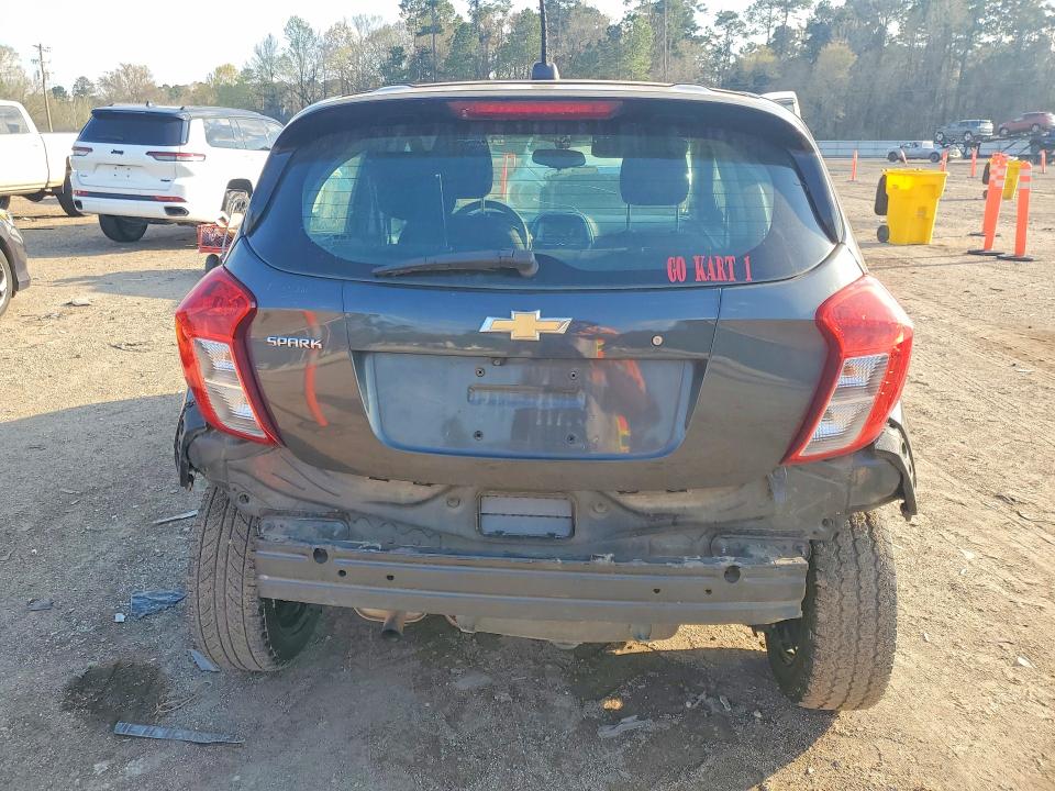 Photo 6 from auction – 2017 CHEVROLET SPARK with VIN KL8CB6SA8HC736610