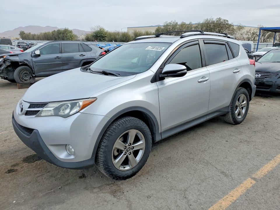 TOYOTA RAV4 2015 with VIN JTMWFREV5FD078874 - Photo from auction