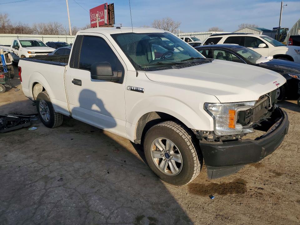 Photo 4 from auction – 2018 FORD F150 with VIN 1FTMF1CB7JFB09069