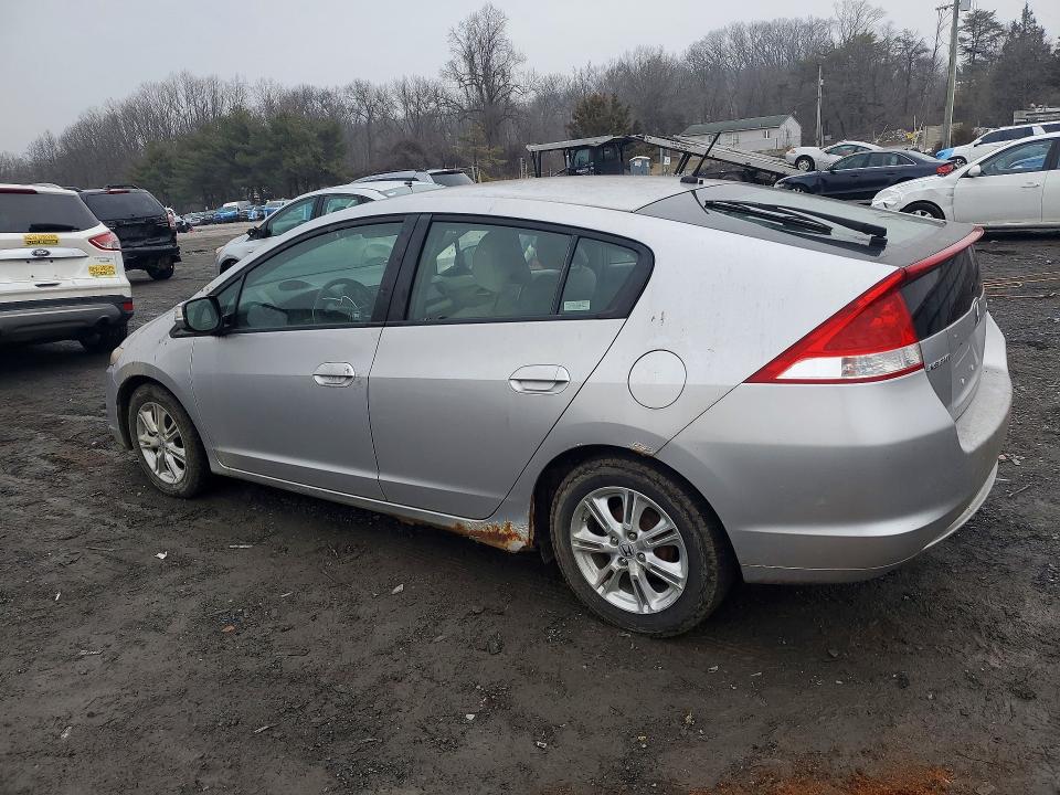 Photo 2 from auction – 2010 HONDA INSIGHT with VIN JHMZE2H74AS008323