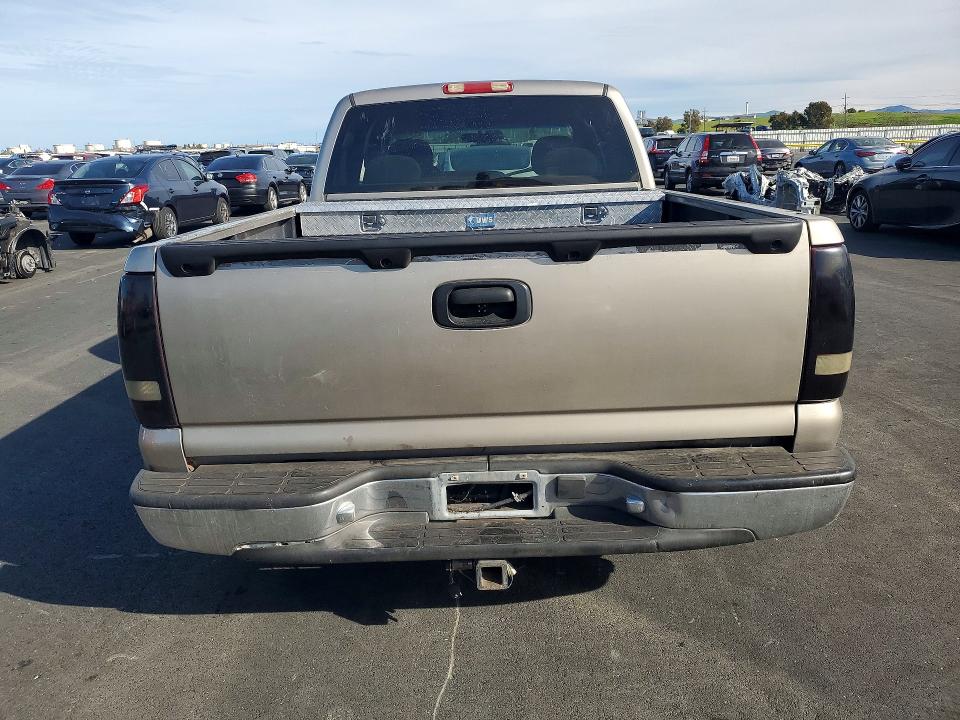 Photo 6 from auction – 1999 CHEVROLET SILVERADO with VIN 2GCEC19T0X1242480