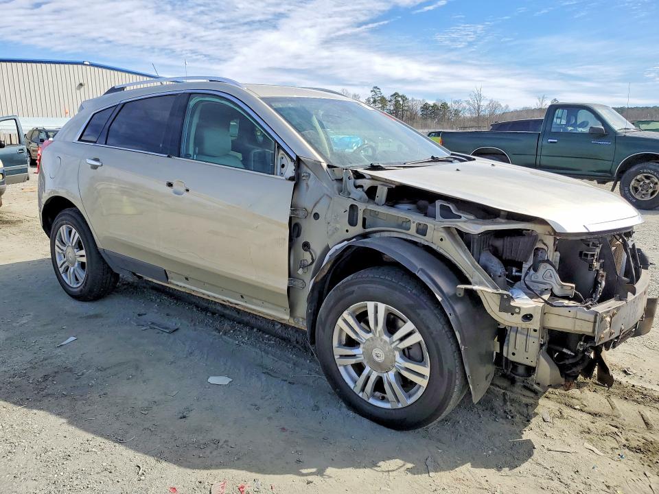 Foto 4 de la subasta – 2013 CADILLAC SRX LUXURY con VIN 3GYFNCE3XDS591978