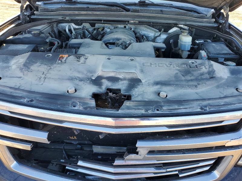Photo 12 from auction – 2016 CHEVROLET SUBURBAN with VIN 1GNSKJKC0GR352783
