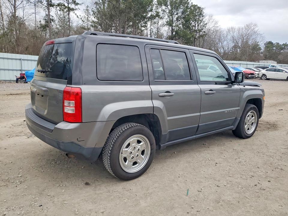 Photo 3 from auction – 2013 JEEP PATRIOT with VIN 1C4NJPBA1DD186793