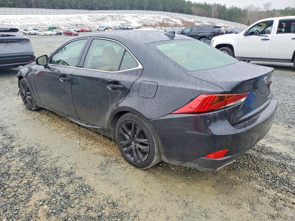 Photo 2 from auction – 2020 LEXUS IS with VIN JTHAA1D25L5101172