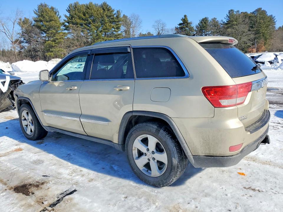 Photo 2 from auction – 2011 JEEP GRAND CHEROKEE with VIN 1J4RR4GG5BC602010