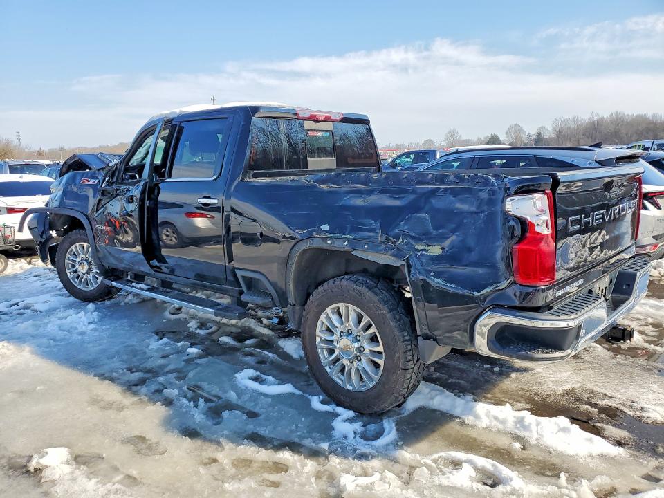 Photo 2 from auction – 2020 CHEVROLET SILVERADO with VIN 1GC4YPEY0LF105558