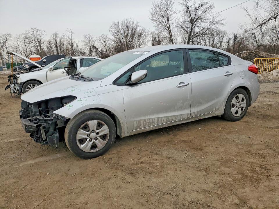 KIA FORTE LX 2015 with VIN KNAFX4A63F5291537 - Photo from auction