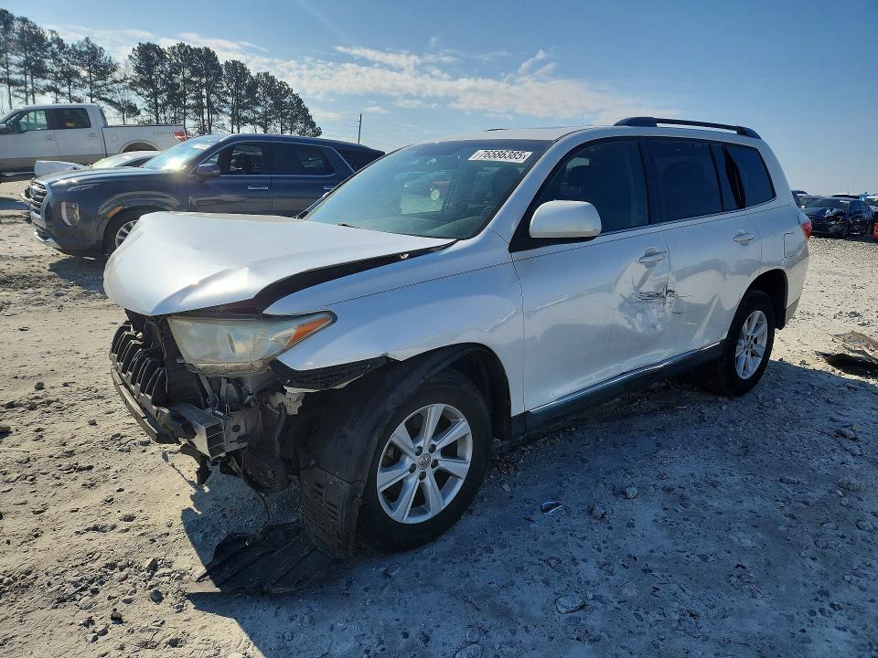 TOYOTA HIGHLANDER 2013 with VIN 5TDZK3EH2DS098551 - Photo from auction