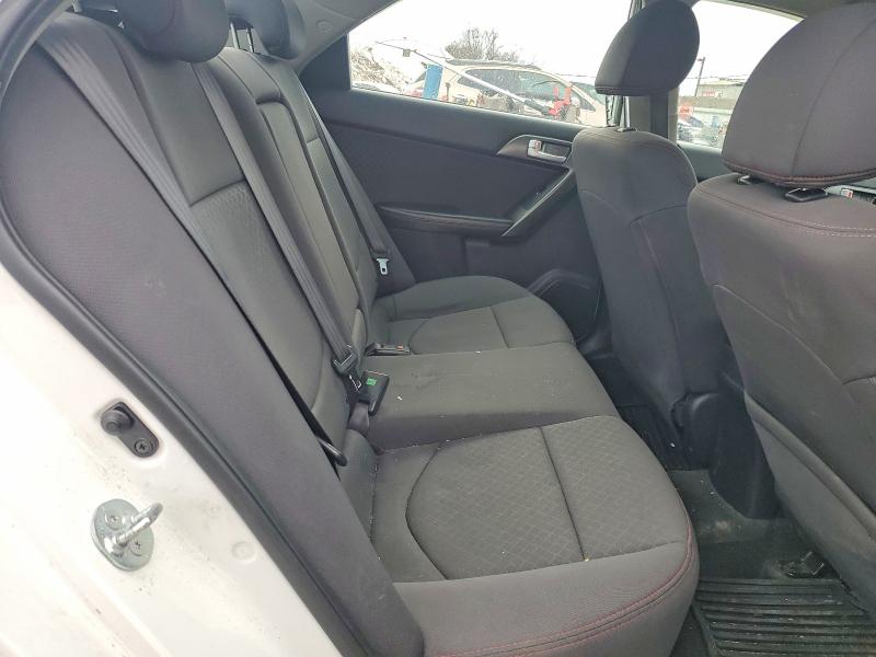 Photo 10 from auction – 2012 KIA FORTE with VIN KNAFW4A32C5497355