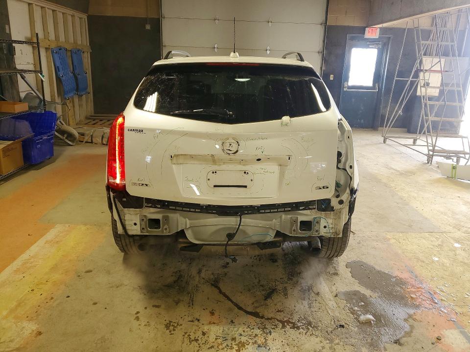 Photo 6 from auction – 2015 CADILLAC SRX with VIN 3GYFNBE38FS567174