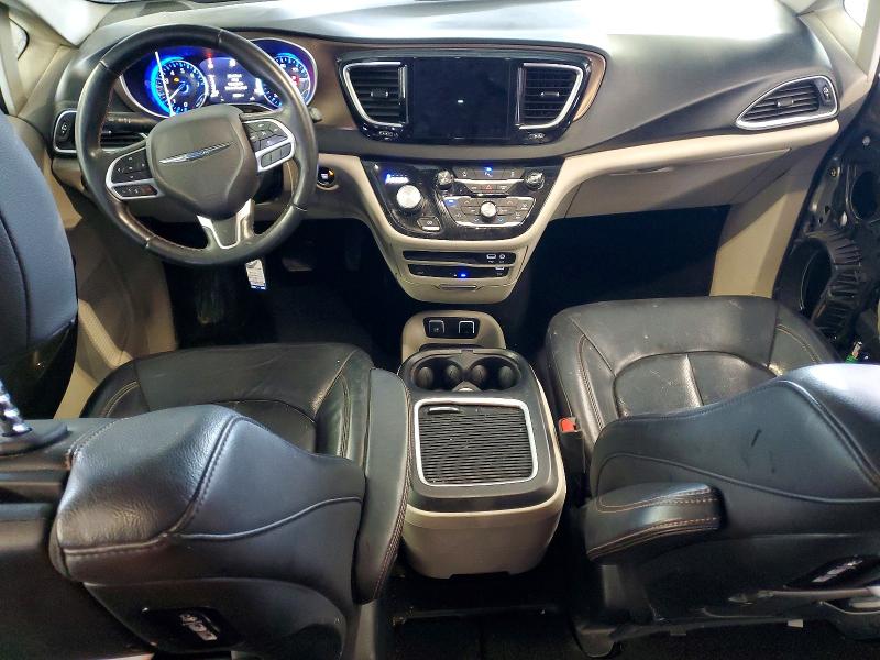 Photo 8 from auction – 2018 CHRYSLER PACIFICA with VIN 2C4RC1EG4JR131692