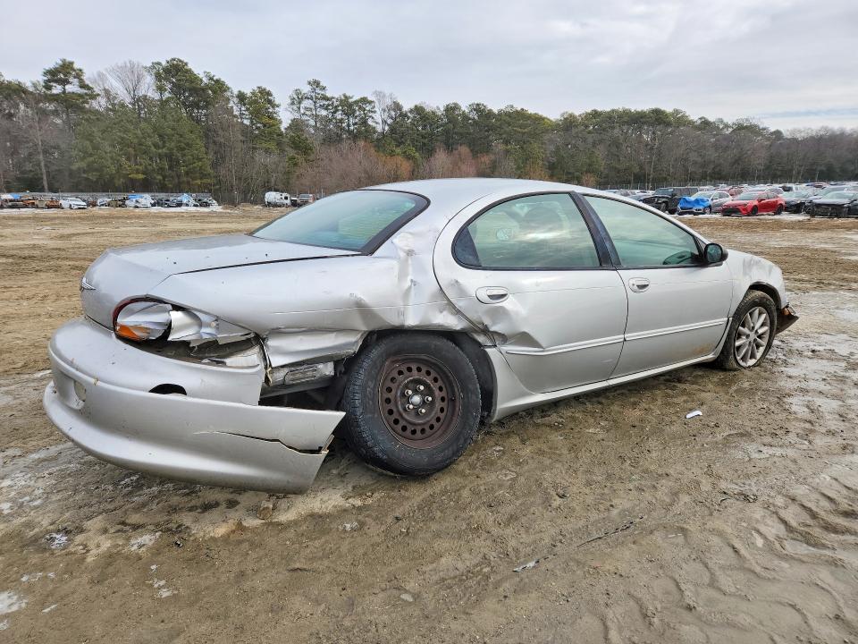 Photo 3 from auction – 2002 CHRYSLER CONCORDE with VIN 2C3HD46R12H309192