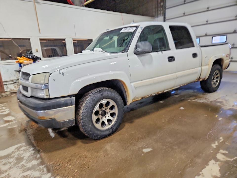 CHEVROLET SILVERADO 2004 مع رقم تعريف المركبة 2GCEK13T841303260 - صورة من المزاد