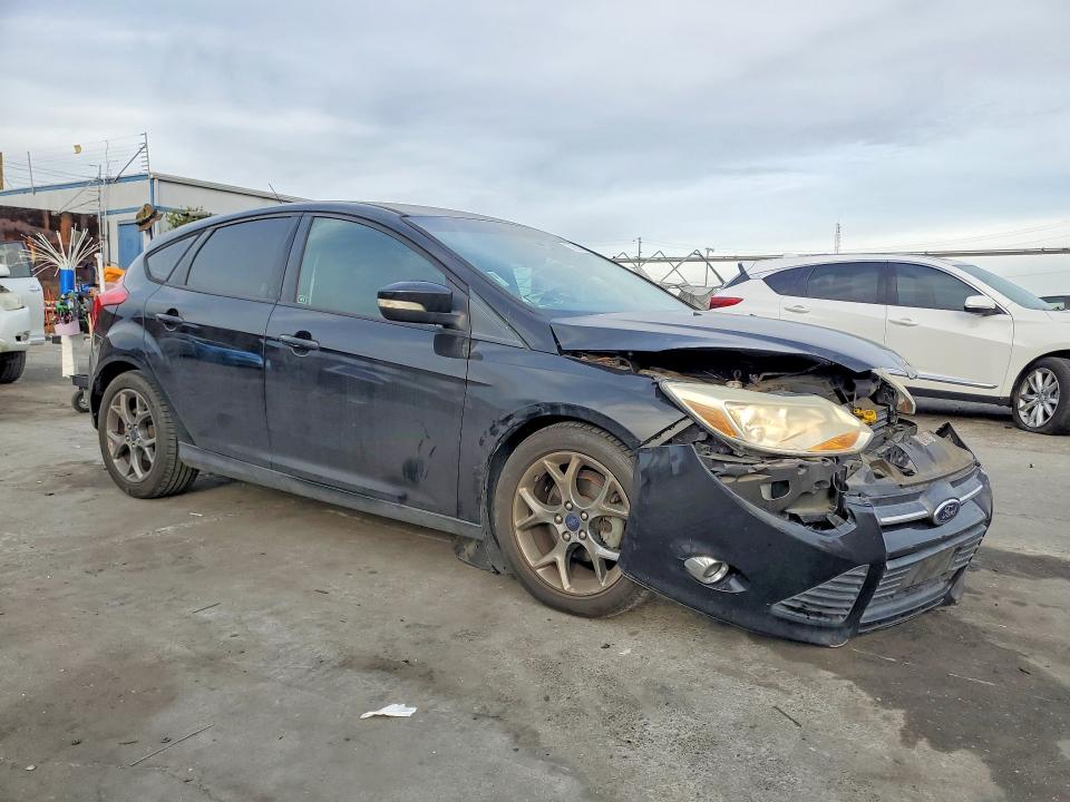 Photo 4 from auction – 2014 FORD FOCUS with VIN 1FADP3K23EL326027