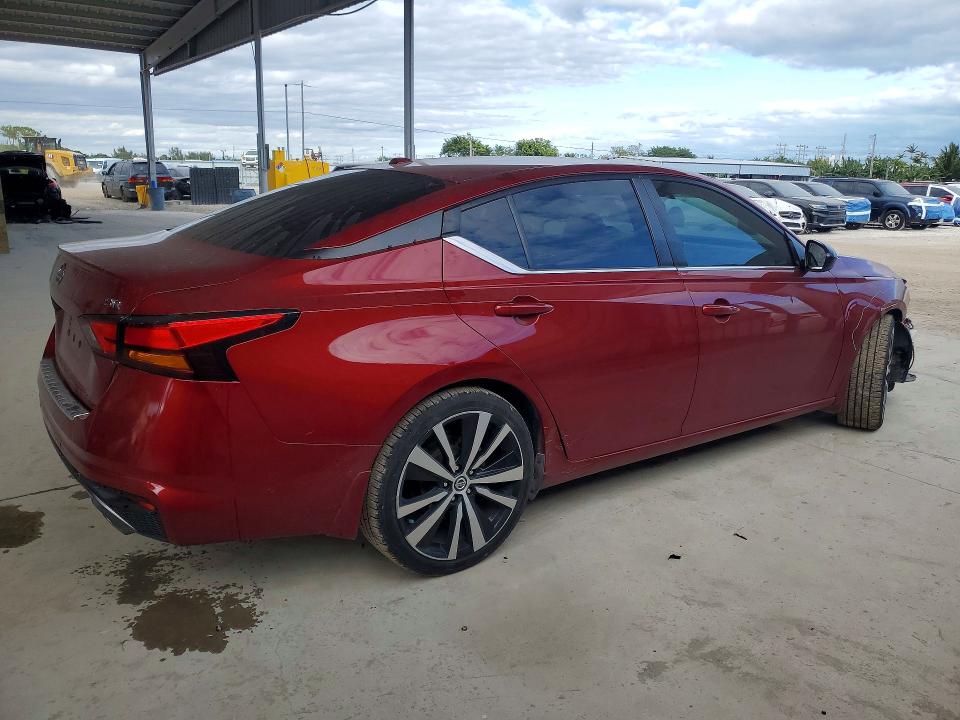 Photo 3 from auction – 2021 NISS ALTIMA with VIN 1N4BL4CV1MN417544