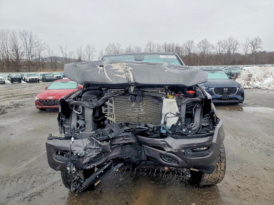 Photo 5 from auction – 2020 RAM 1500 with VIN 1C6SRFFT4LN389713
