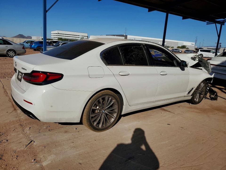 Photo 3 from auction – 2021 BMW 530E with VIN WBA13AG02MCF55883