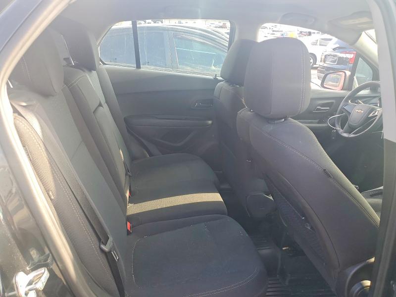 Photo 11 from auction – 2018 CHEVROLET TRAX LS with VIN 3GNCJNSB6JL420413
