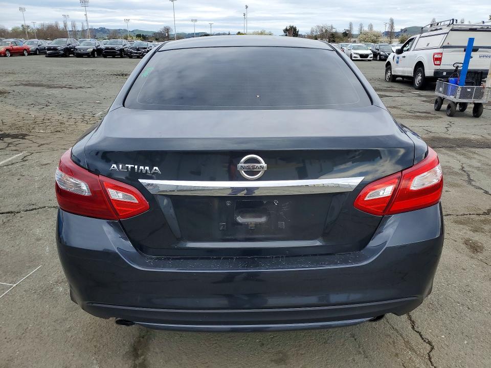 Zdjęcie 6 z aukcji – 2018 NISSAN ALTIMA z VIN 1N4AL3AP1JC180961