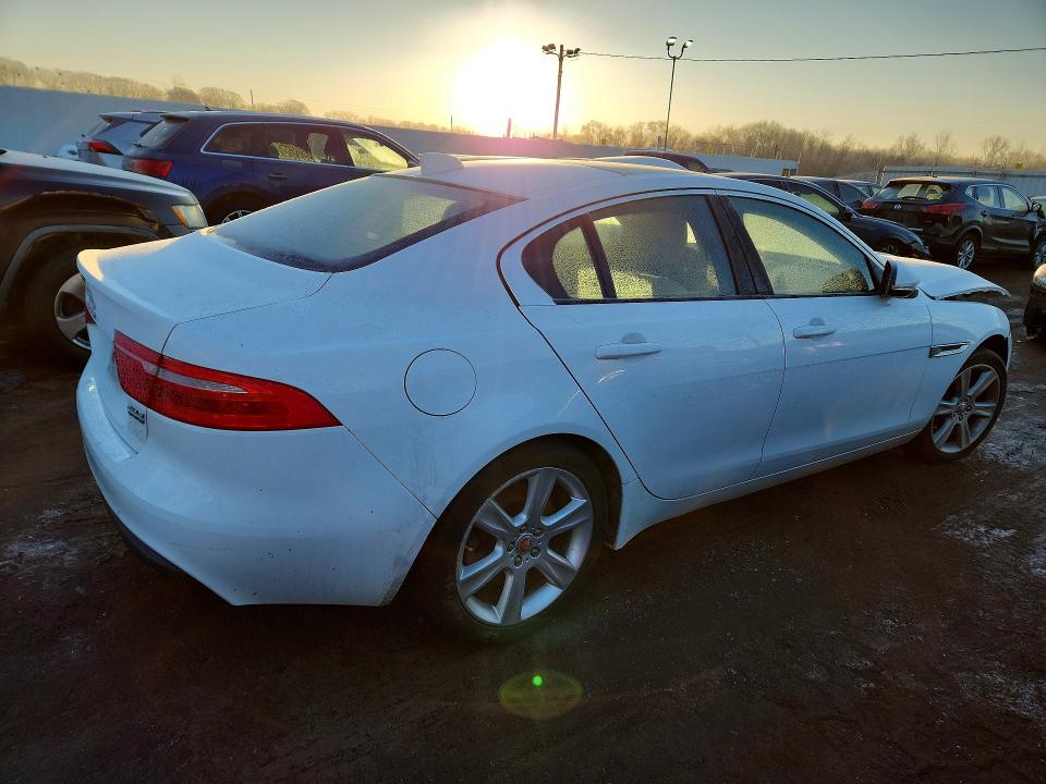 Photo 3 from auction – 2017 JAGUAR XE PREMIUM with VIN SAJAJ4BN6HA968998