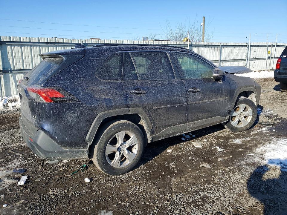 Photo 3 from auction – 2019 TOYOTA RAV4 XLE with VIN JTMP1RFV9KJ001471