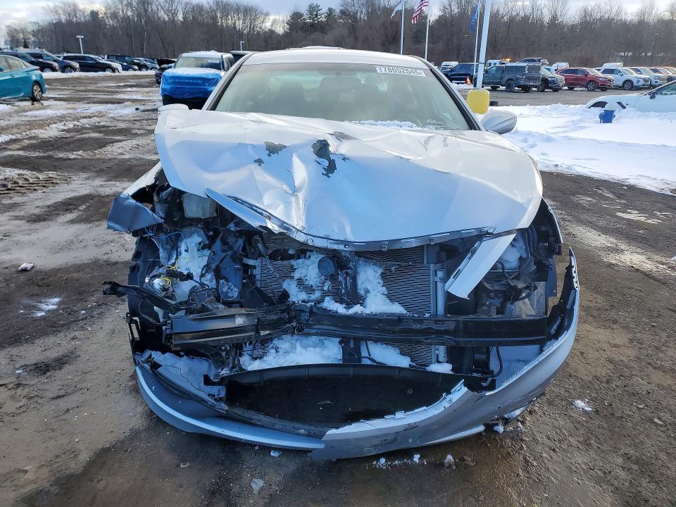 Photo 5 from auction – 2014 HYUNDAI SONATA with VIN 5NPEB4AC5EH905778