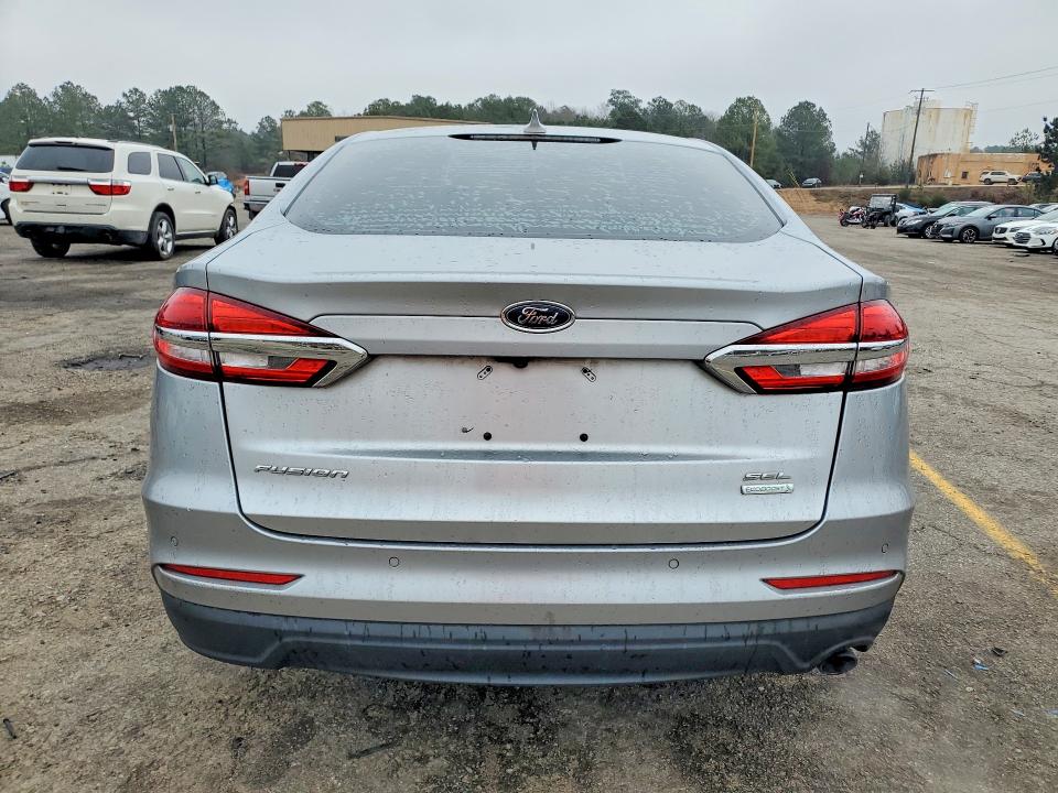 Photo 6 from auction – 2020 FORD FUSION with VIN 3FA6P0CD9LR131071