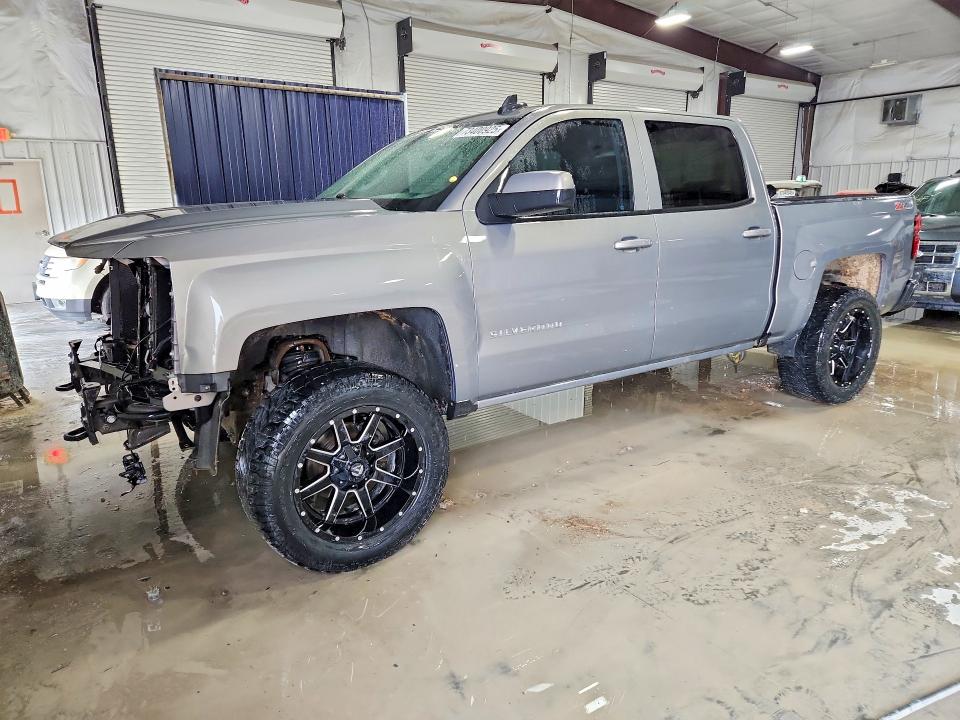 CHEVROLET SILVERADO 2017 with VIN 3GCUKREC3HG242629 - Photo from auction