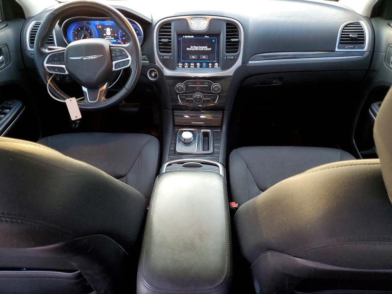 Photo 8 from auction – 2019 CHRYSLER 300 with VIN 2C3CCAAG0KH582660
