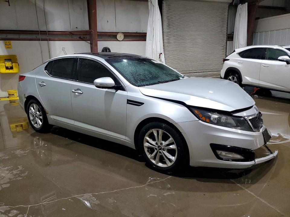 Photo 4 from auction – 2012 KIA OPTIMA EX with VIN 5XXGN4A71CG025818