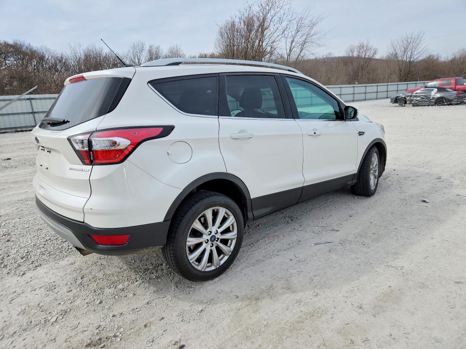Photo 3 from auction – 2017 FORD ESCAPE with VIN 1FMCU0JD3HUD04491