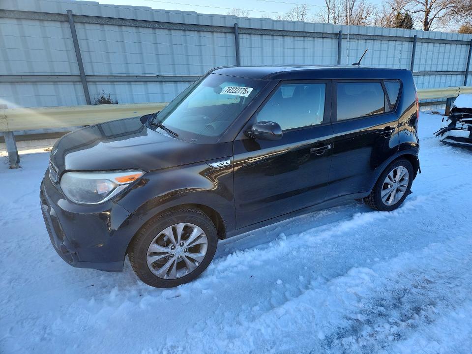 KIA SOUL 2016 with VIN KNDJP3A51G7332235 - Photo from auction