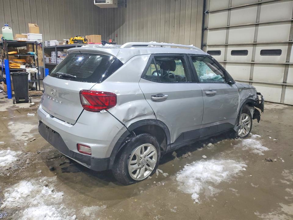 Photo 3 from auction – 2020 HYUNDAI VENUE with VIN KMHRC8A36LU023278
