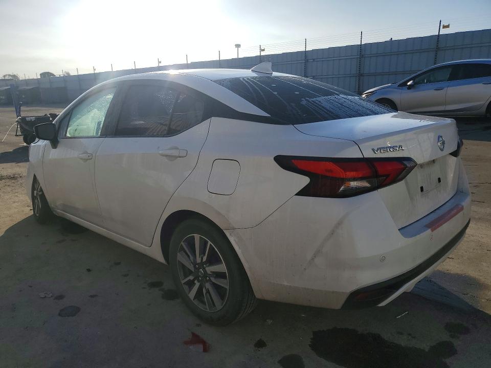 Photo 2 from auction – 2020 NISSAN VERSA with VIN 3N1CN8EV8LL808737