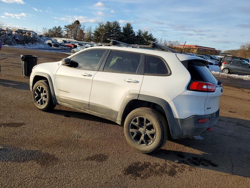 Photo 2 from auction – 2016 JEEP CHEROKEE with VIN 1C4PJMBS0GW142938