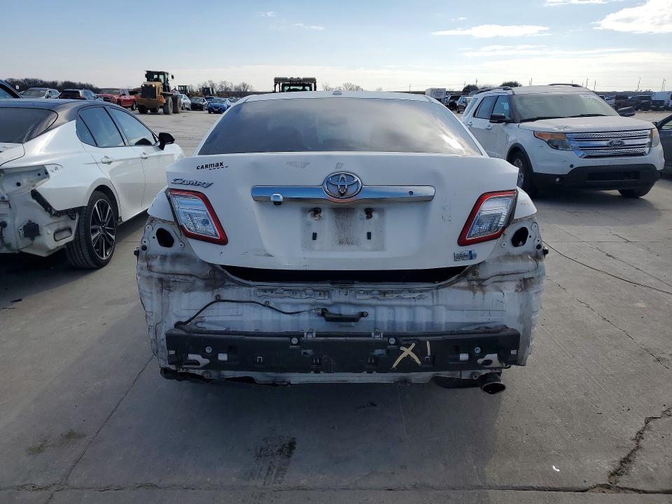 Photo 6 from auction – 2011 TOYOTA CAMRY HYBR with VIN 4T1BB3EK7BU129181