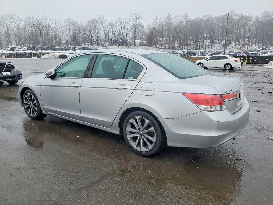 Photo 2 from auction – 2012 HONDA ACCORD LX with VIN 1HGCP2F36CA204825
