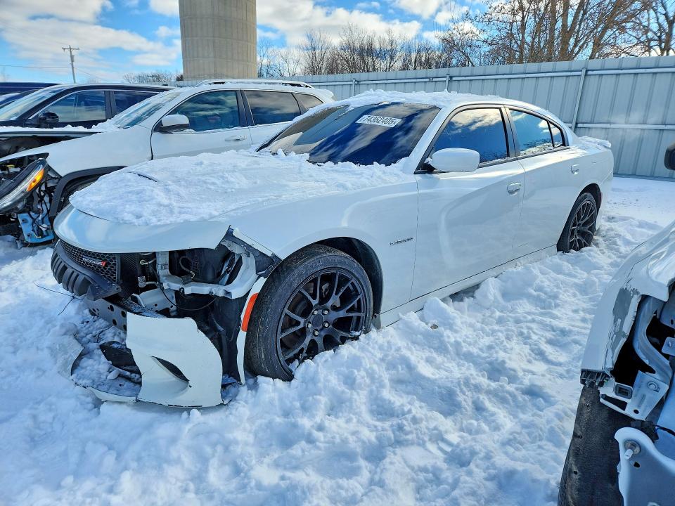 DODGE CHARGER 2022 مع رقم تعريف المركبة 2C3CDXCT5NH176064 - صورة من المزاد