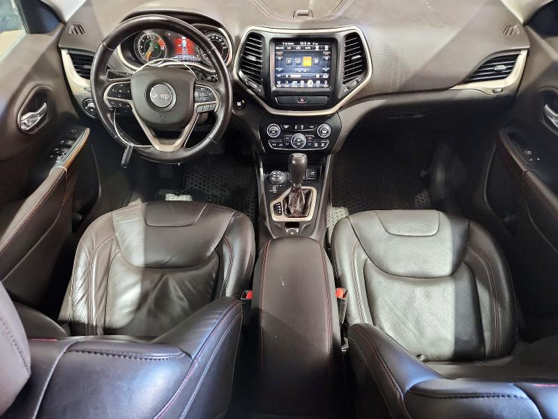 Foto 8 de la subasta – 2016 JEEP CHEROKEE T con VIN 1C4PJMBS9GW358352